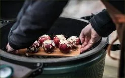 Big Green Egg Grillplanken Aus Holz -Kaffee Espresso Verkäufe wooden grilling planks02 800x500